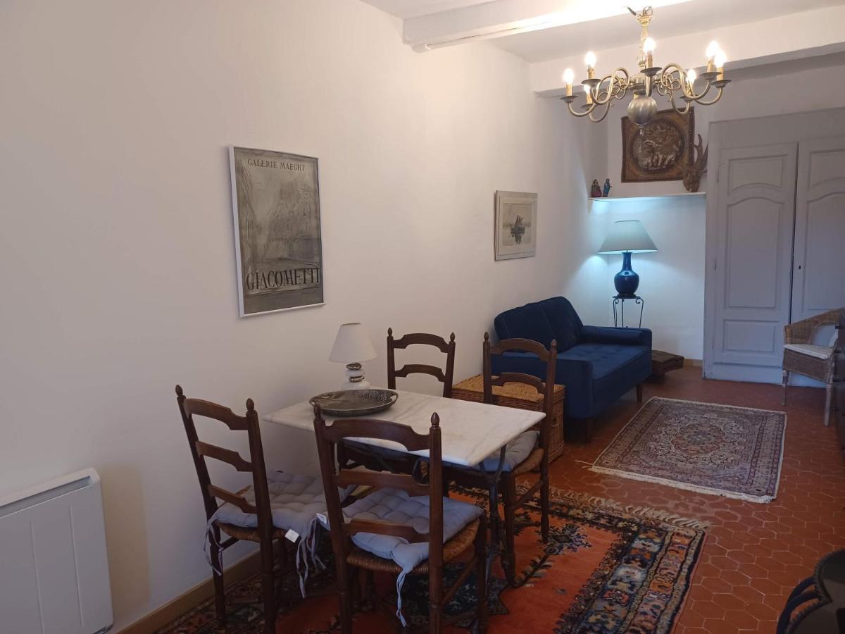 Apartament L'Horloge Aups Pokój zdjęcie
